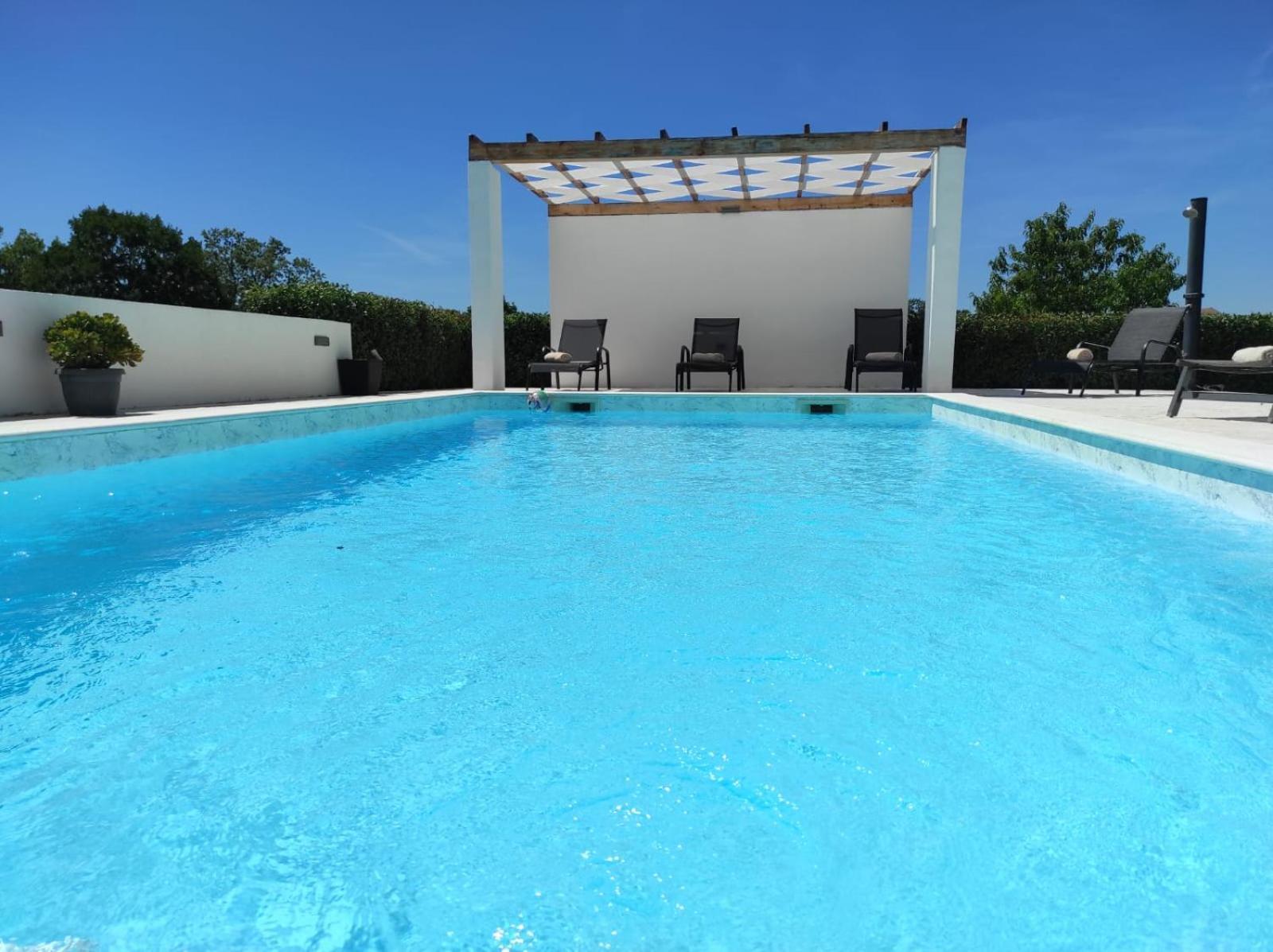 Holidayhouse Alirio With Heated Pool. Vrsi Kültér fotó
